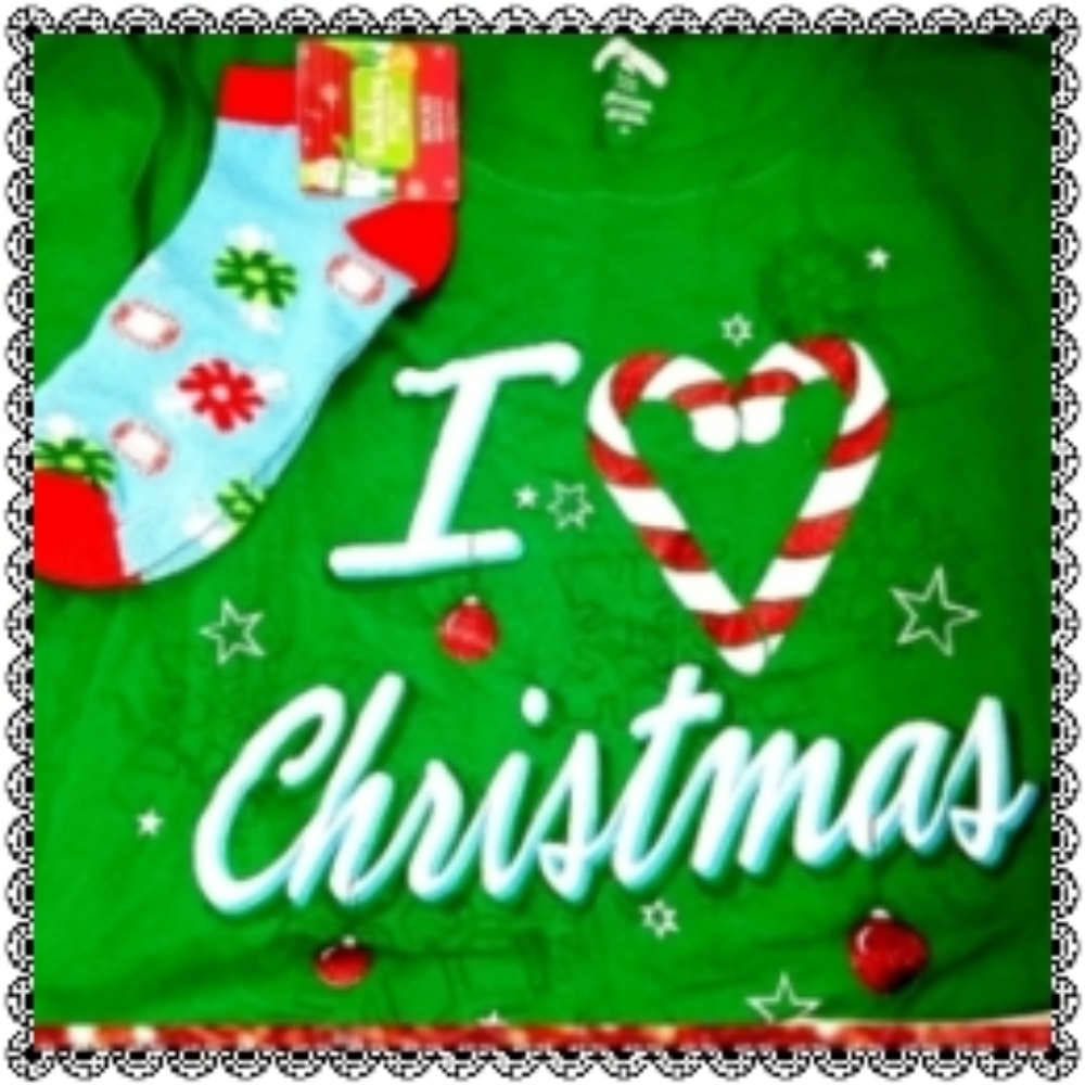 {Holiday Time} 2pc holiday tee/socks, S